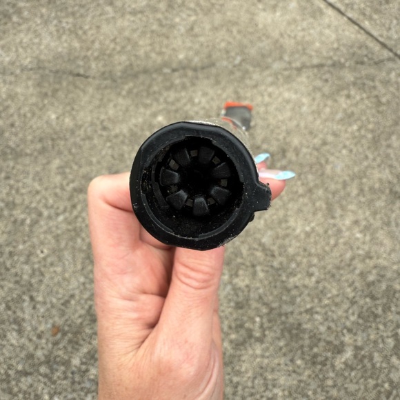 Husqvarna Trimmer Attachment - Picture 7 of 7